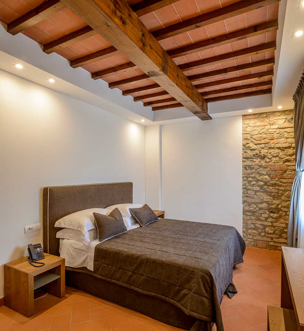 Rooms 4 011-deluxe-1-p